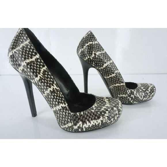 Alexander McQueen Gray Snake Optic Platform Heels Pumps Size 5.5 New $945 Toe Sz - Picture 4 of 12